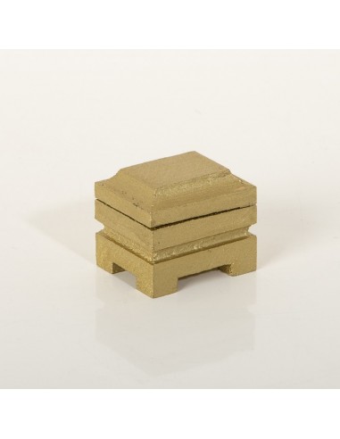 Holztruhe, goldfarbig